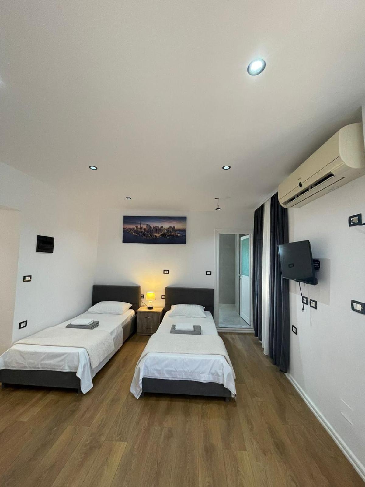 House Pollo Hotel Ksamil Bagian luar foto