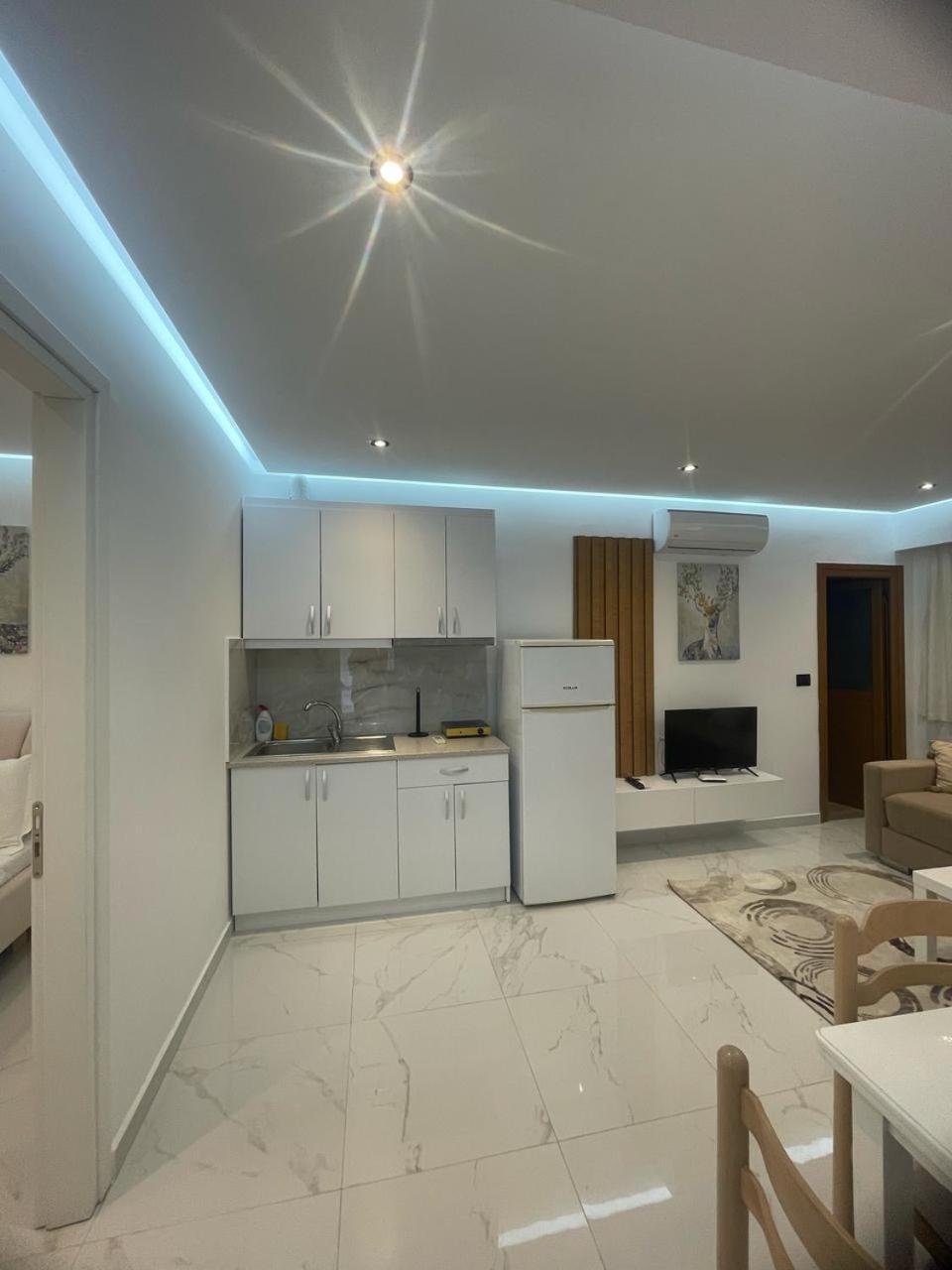 House Pollo Hotel Ksamil Bagian luar foto