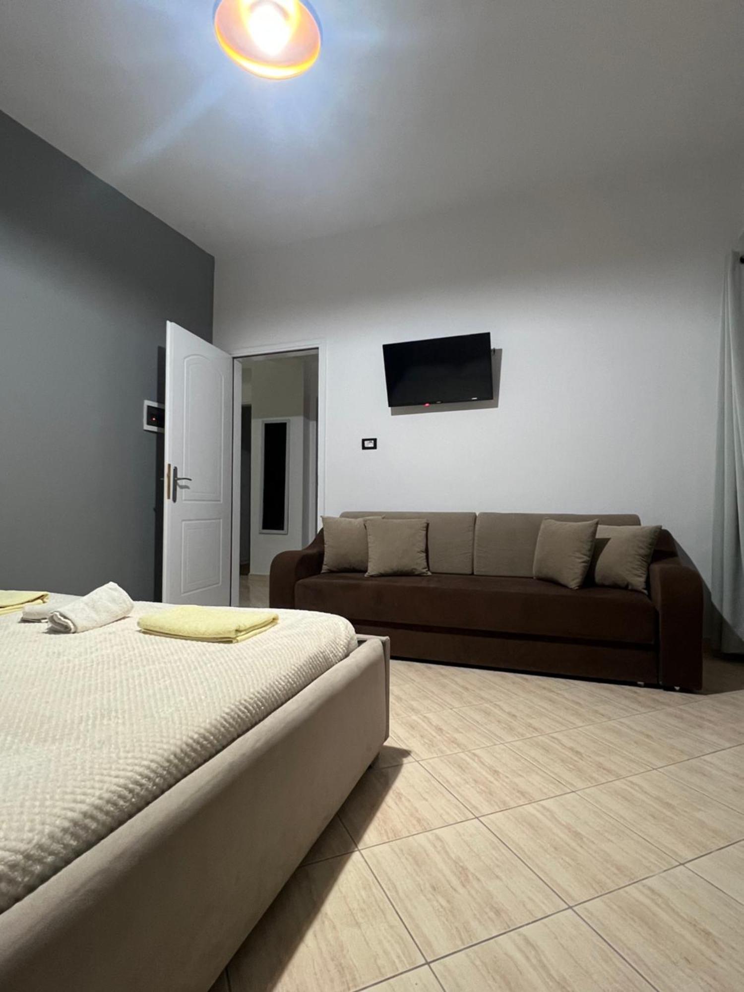 House Pollo Hotel Ksamil Bagian luar foto